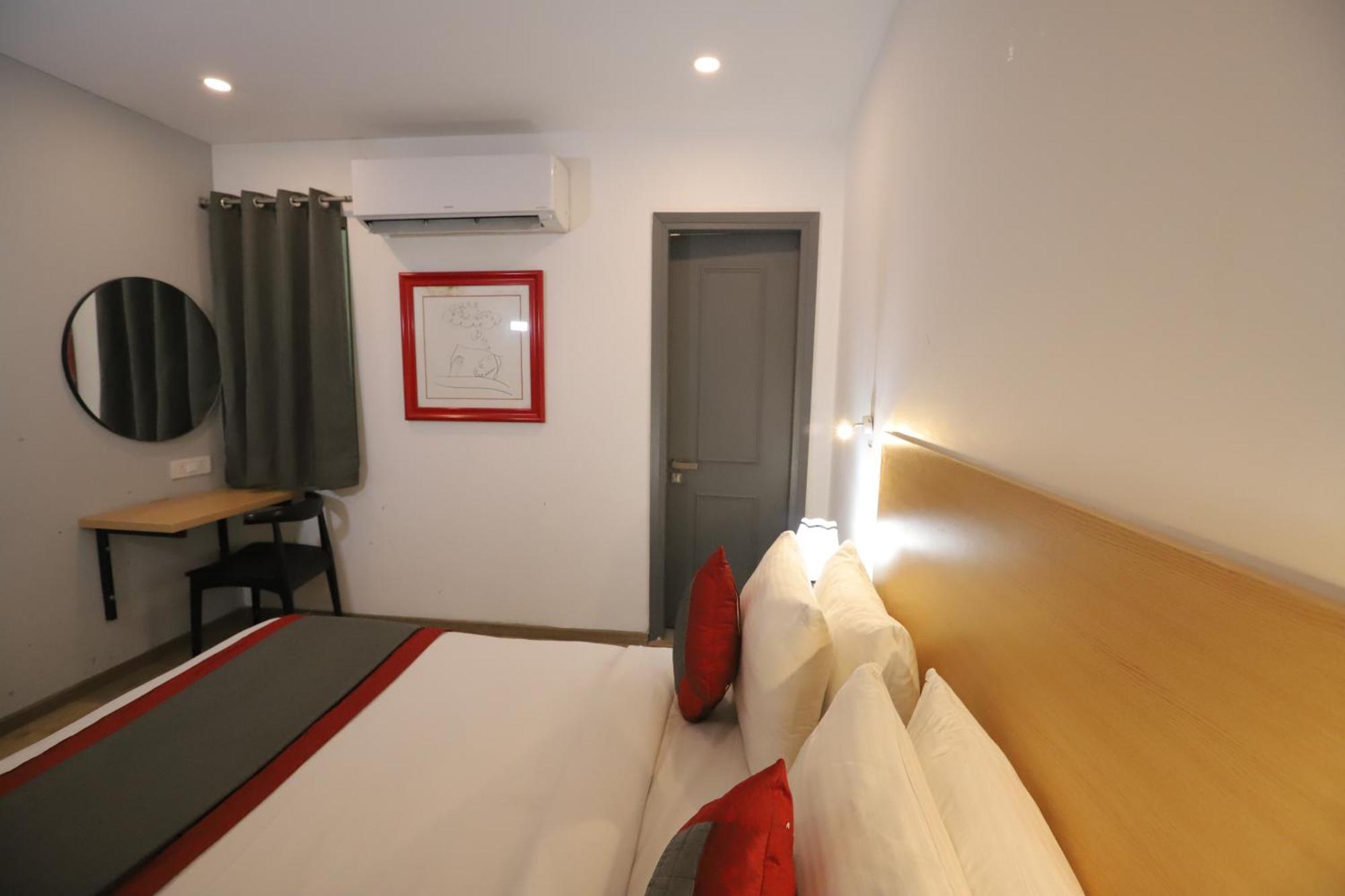 Qotel Hotel Ip Residency East Delhi Preet Vihar New Delhi Exterior photo